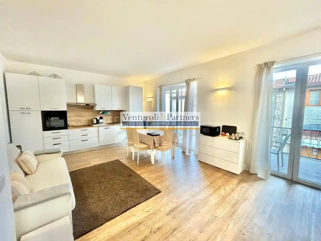 Appartamento in vendita a Moniga del Garda