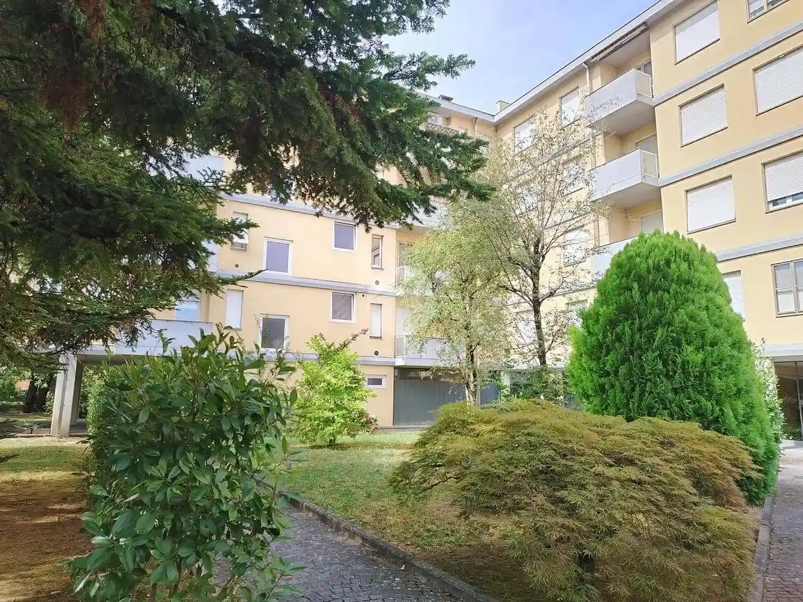 Appartamento in vendita a Parma