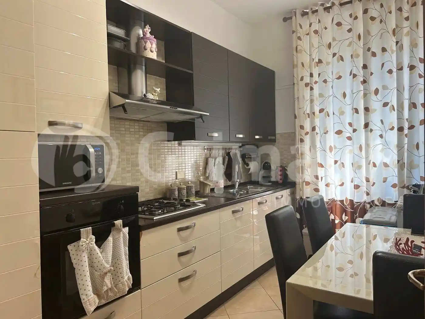 Appartamento in vendita a Livorno