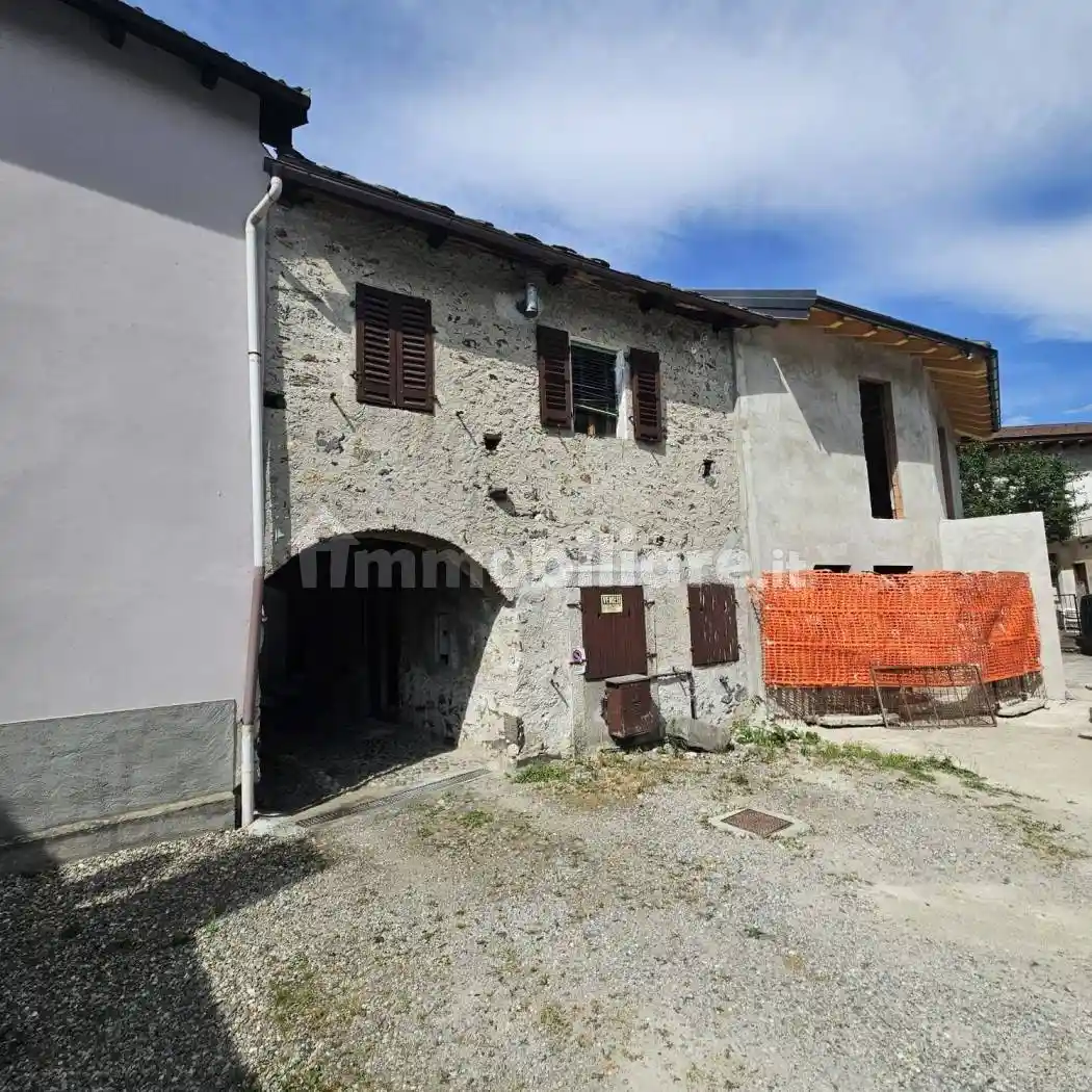 Rustico - Casale in vendita a Anzola d'Ossola