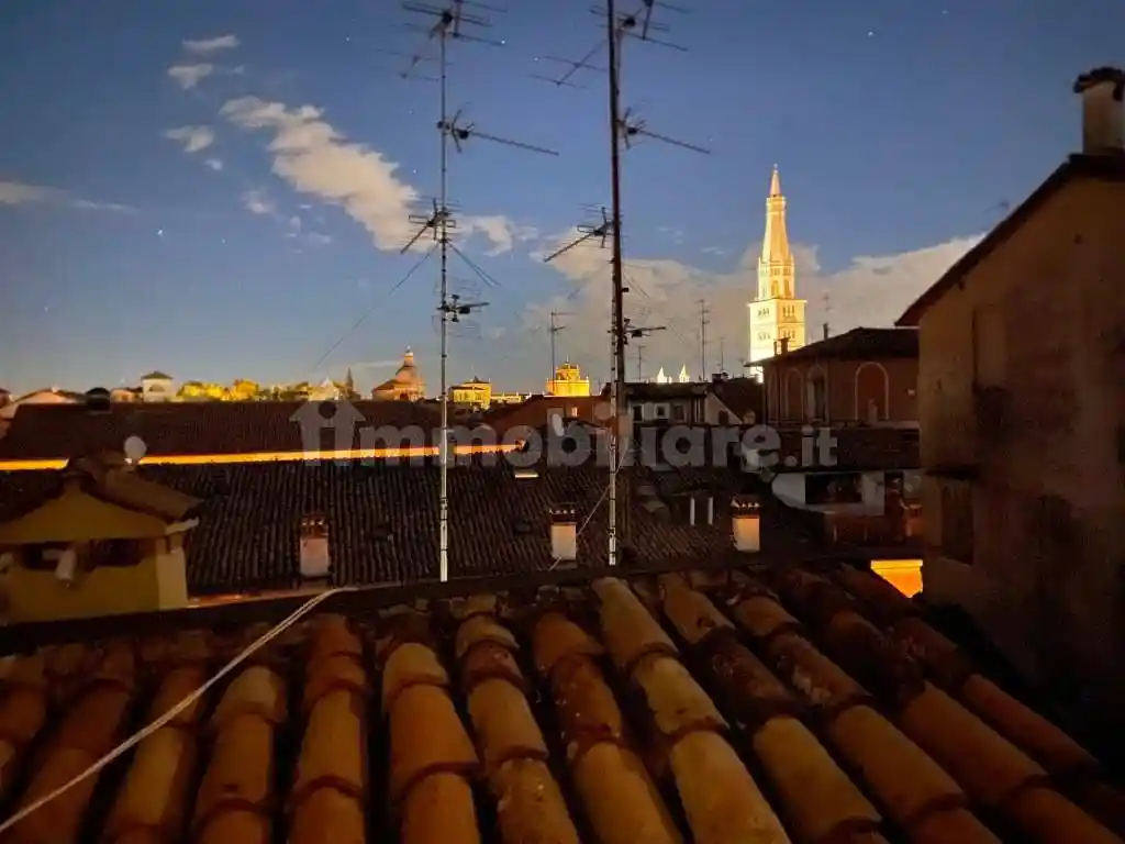 Appartamento in vendita a Modena
