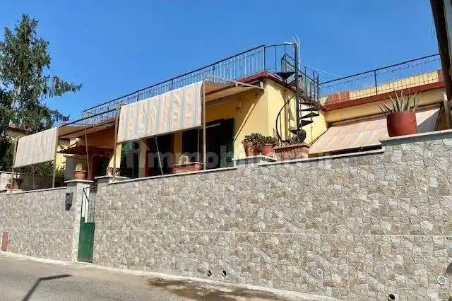 Villa in affitto a Roma