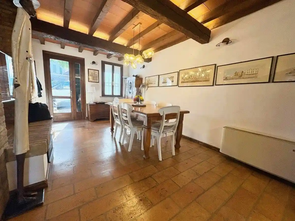 Villa in vendita a Cavriago