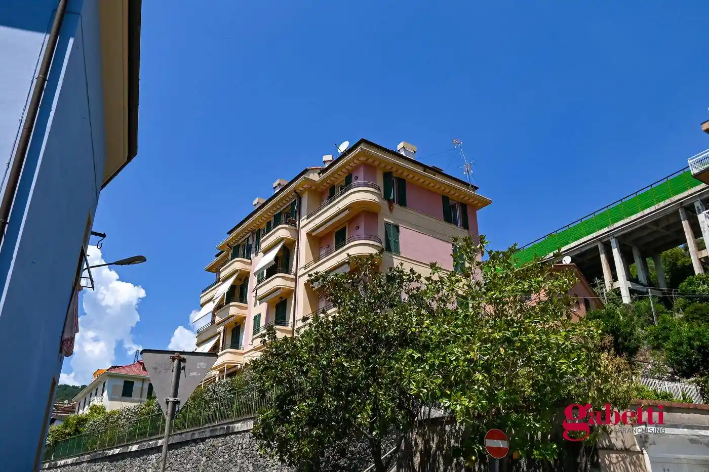 Appartamento in vendita a Varazze