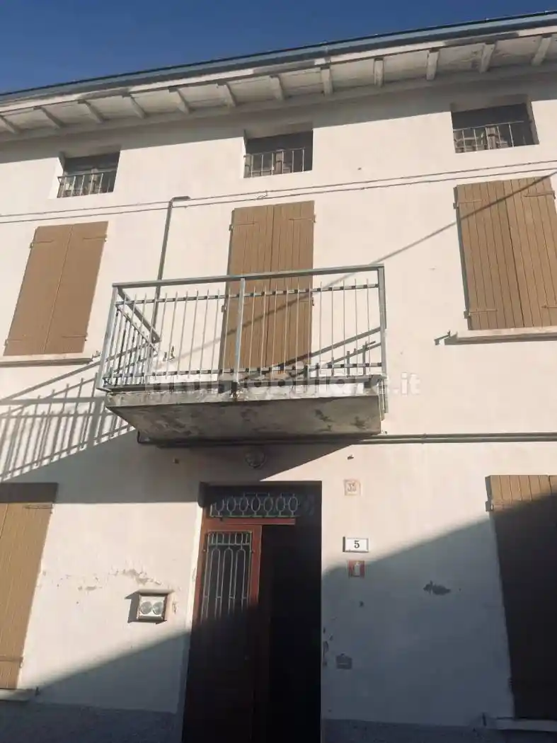 Appartamento in vendita a Medesano