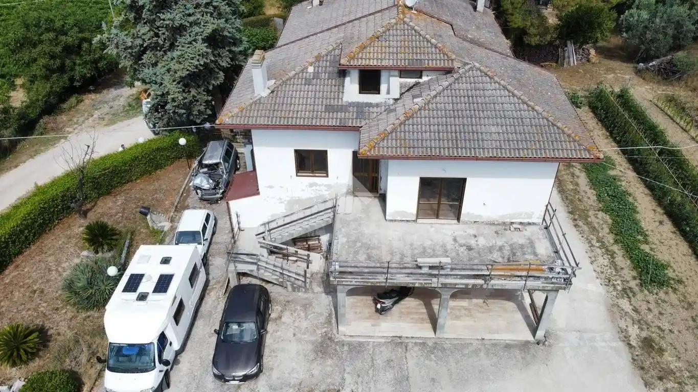 Villa in vendita a Acquaviva Picena