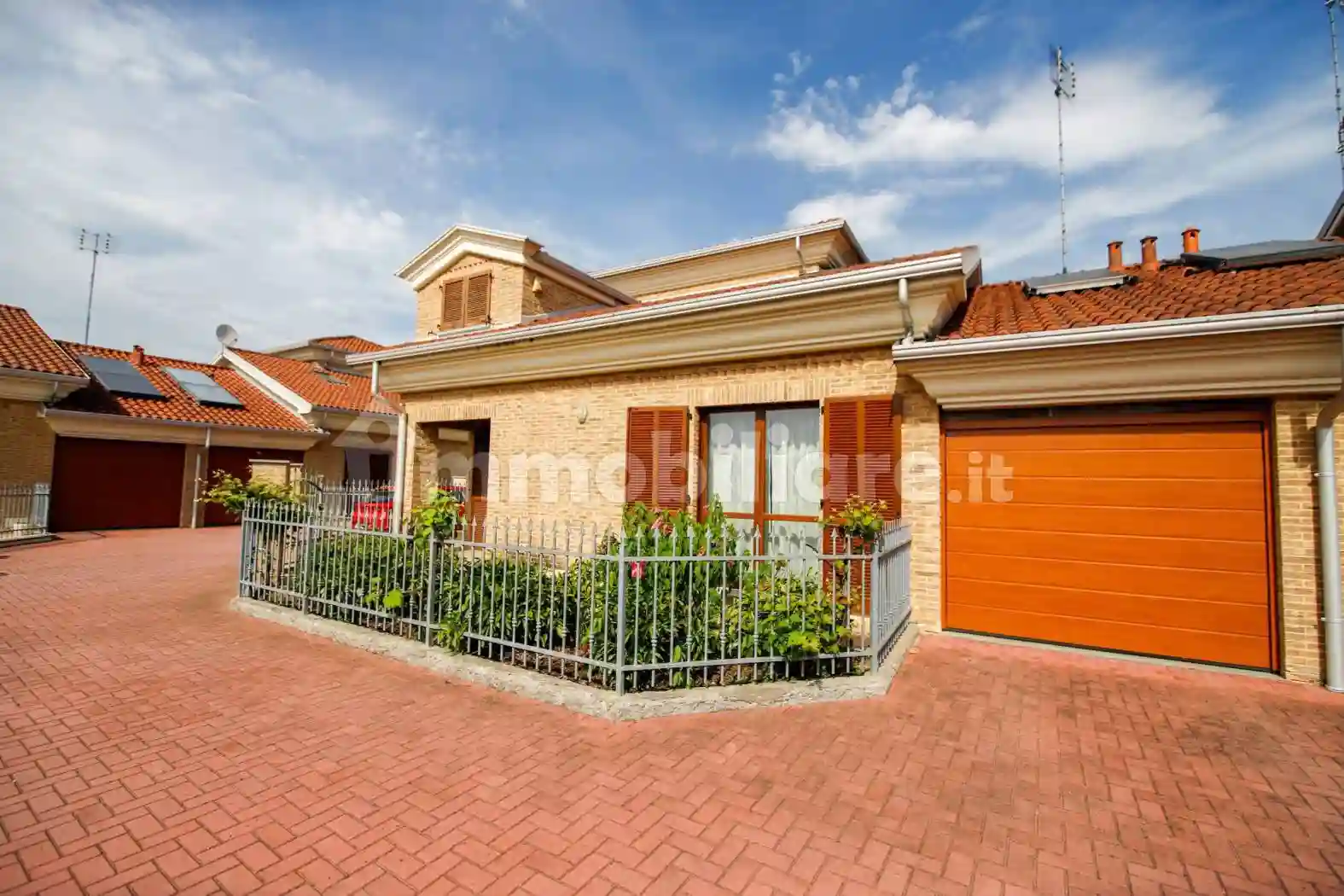 Villa - foto 2