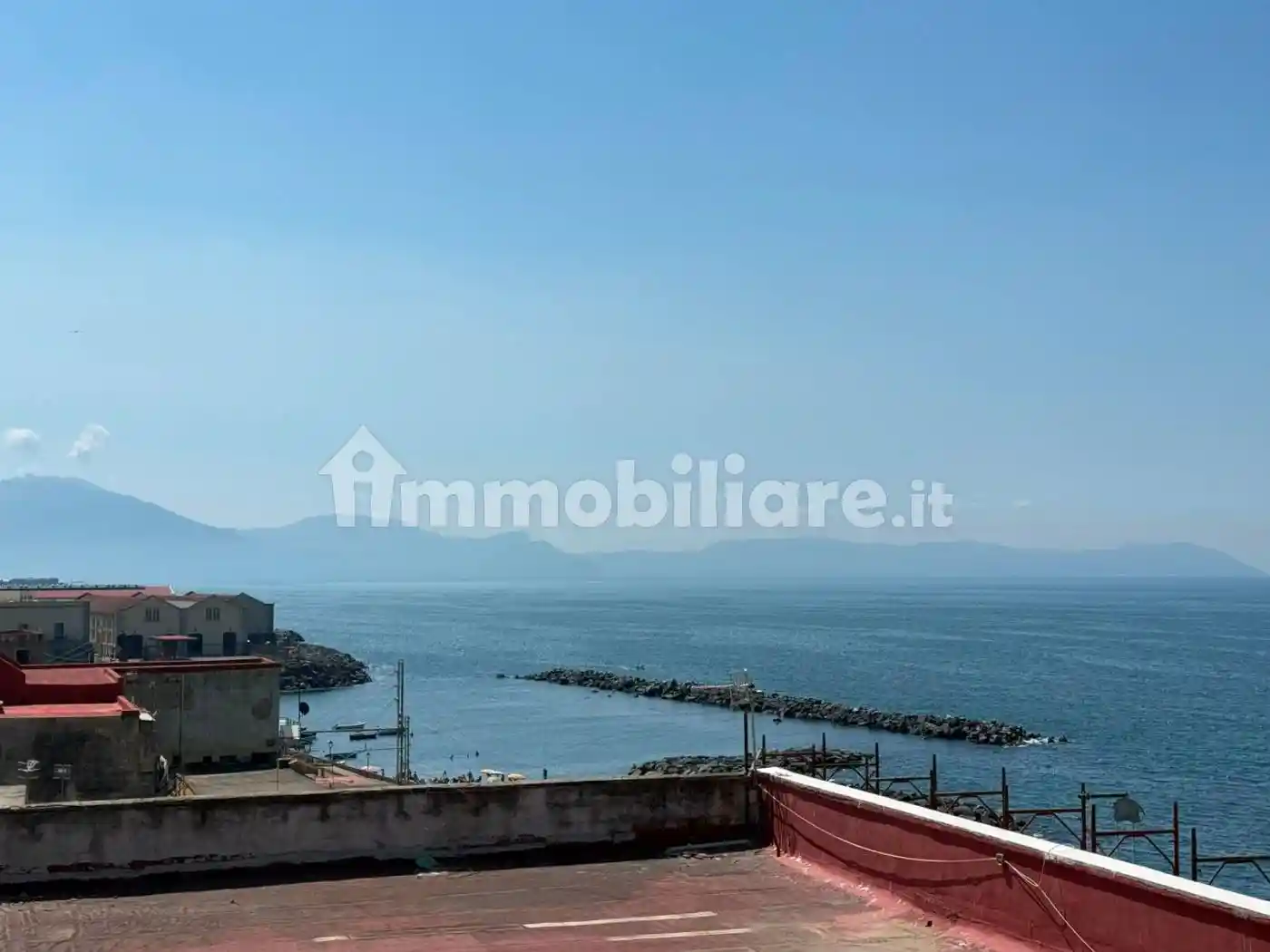 Appartamento in vendita a Napoli