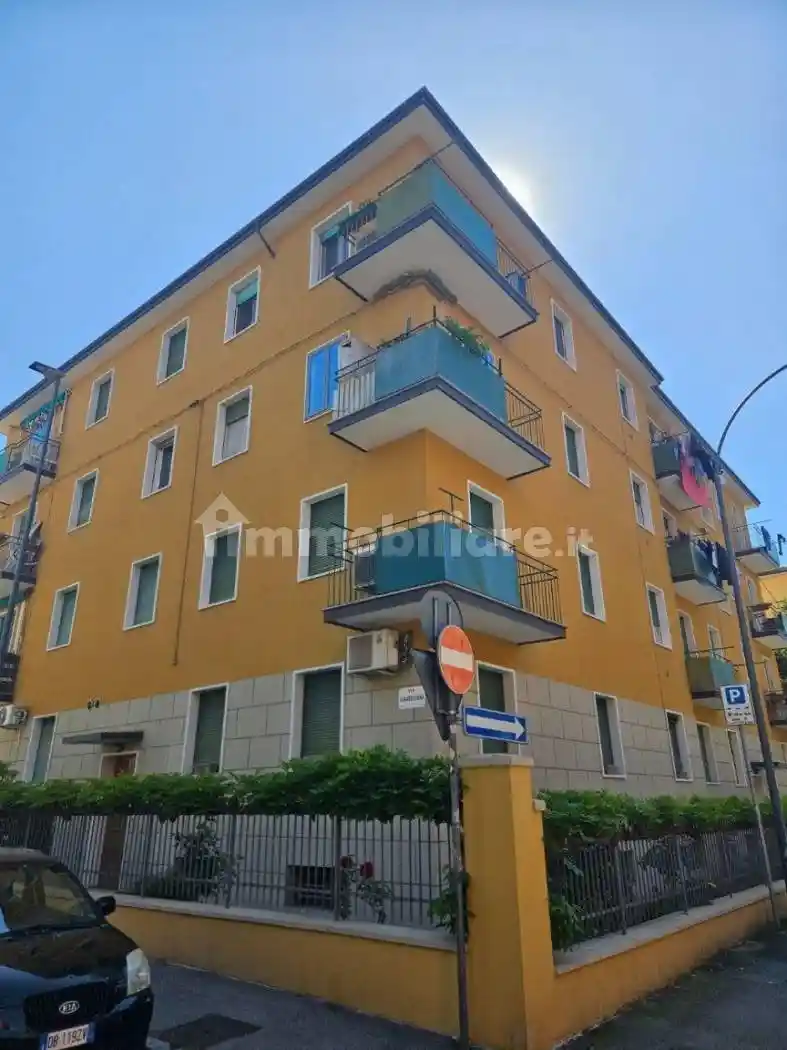 Appartamento in vendita a Bologna