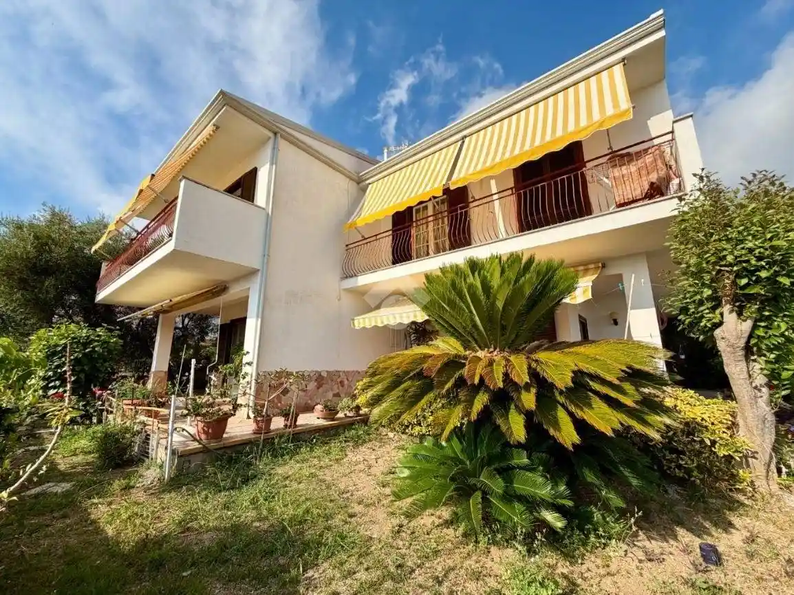 Villa in vendita a Diamante