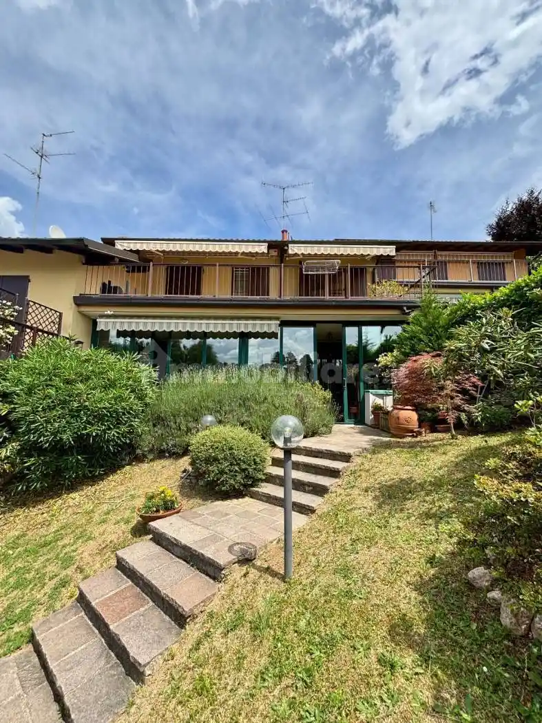 Villetta a schiera in vendita a Proserpio