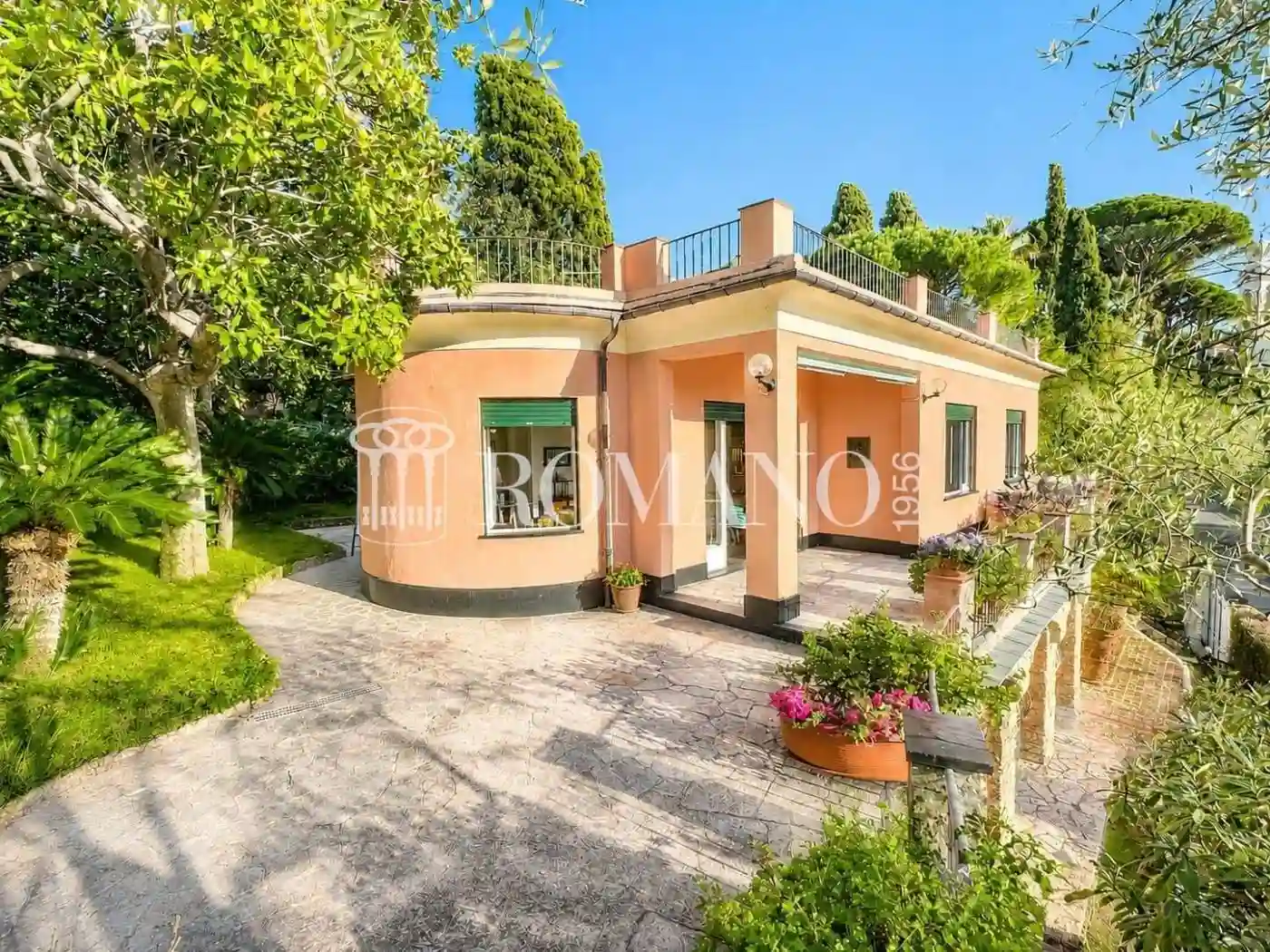 Villa - foto 2