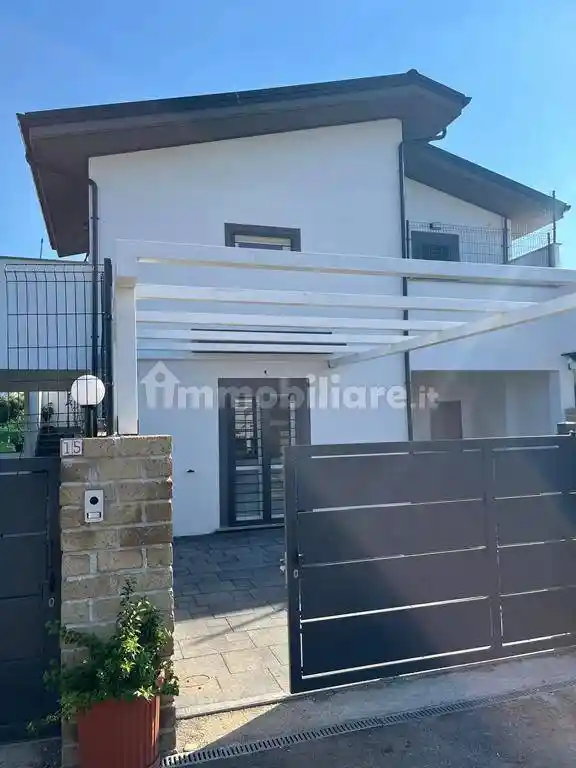 Villa in vendita a Anzio