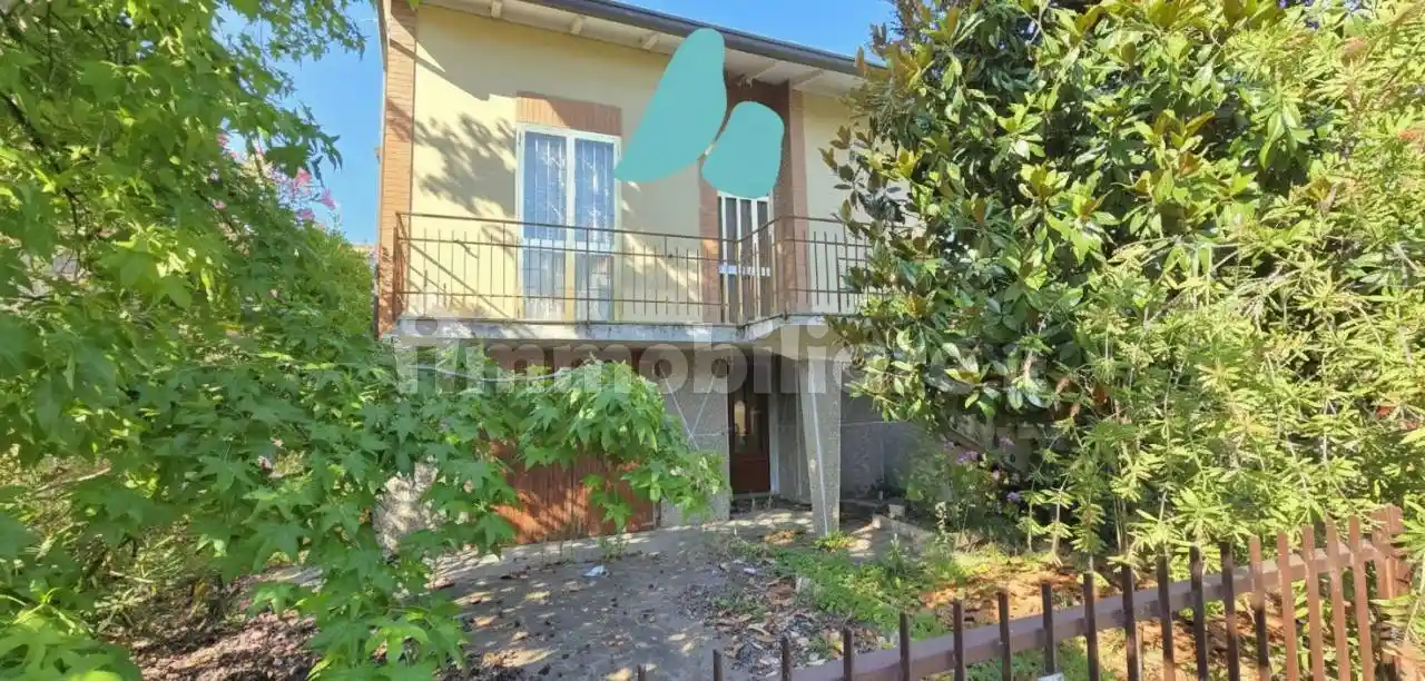 Casa indipendente in vendita a Forlì