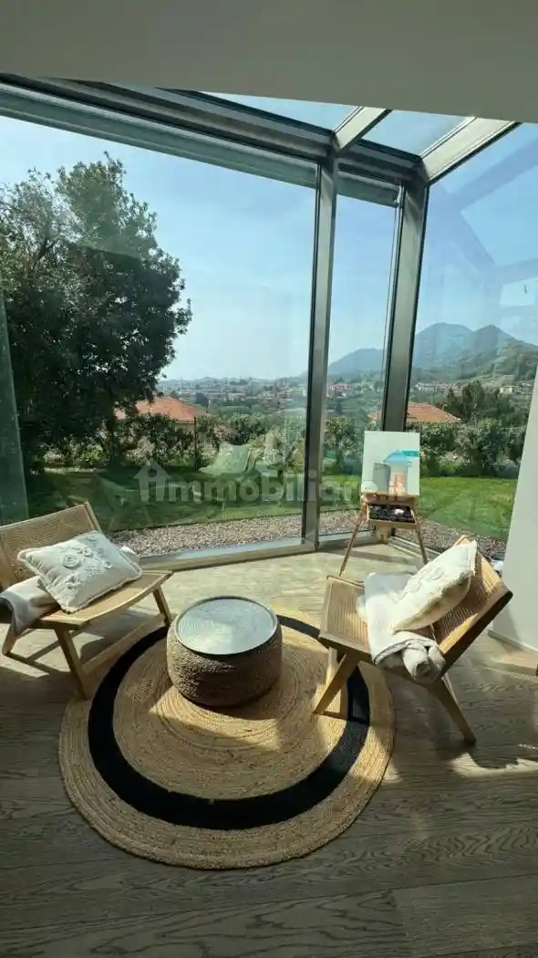Villa in vendita a Villa d'Almè