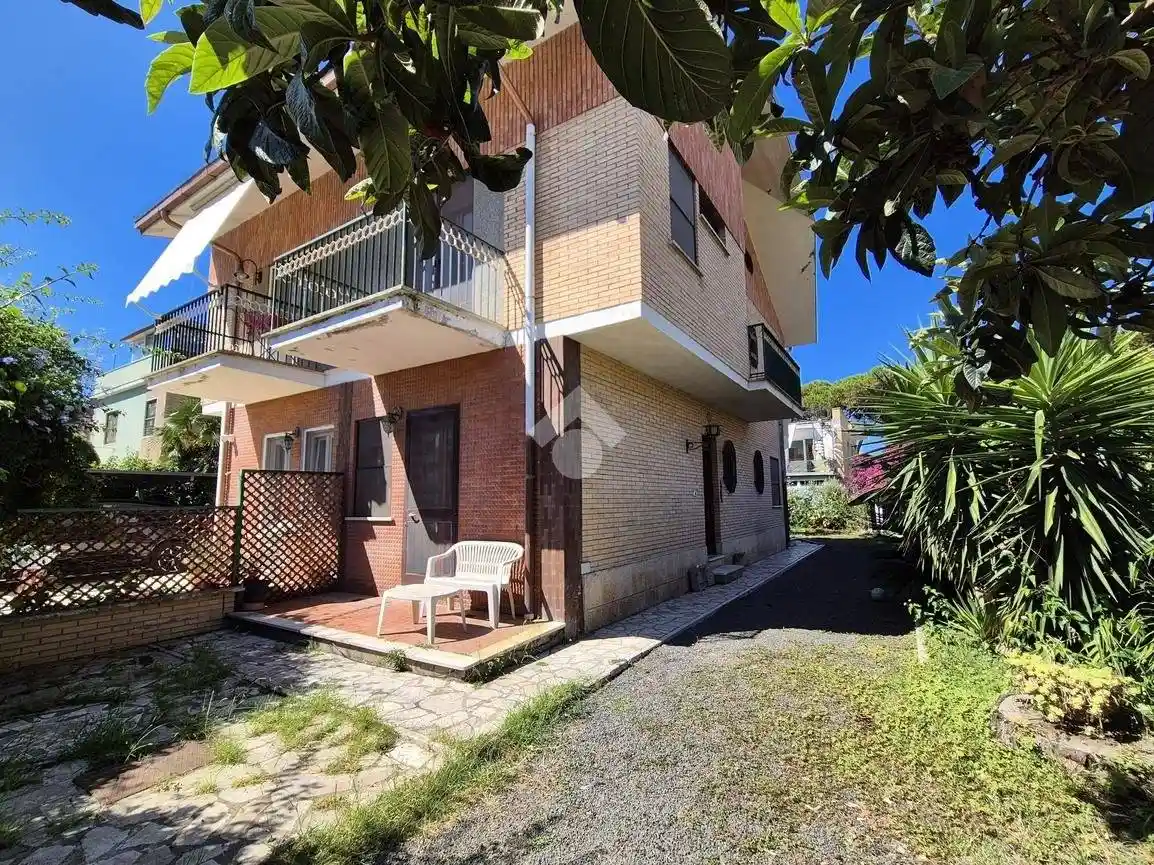 Villa in vendita a Tarquinia