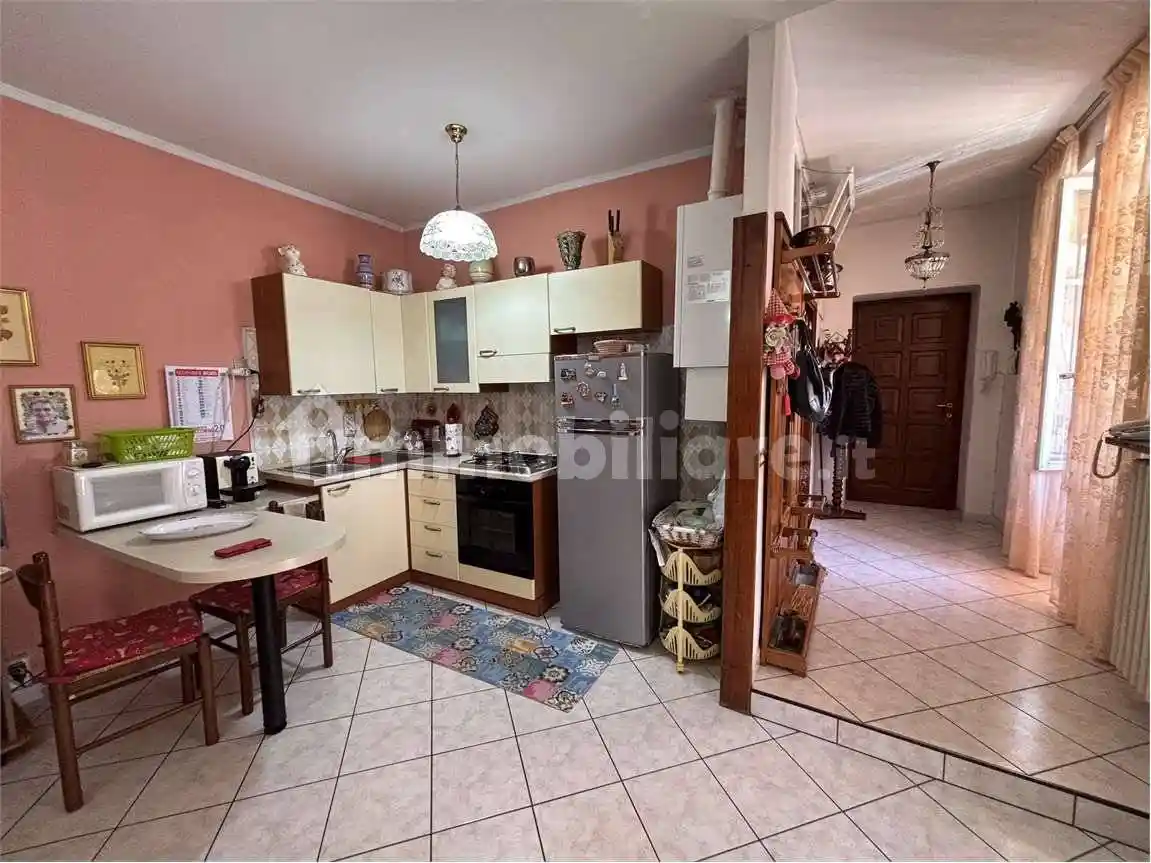 Appartamento in vendita a Borgomanero
