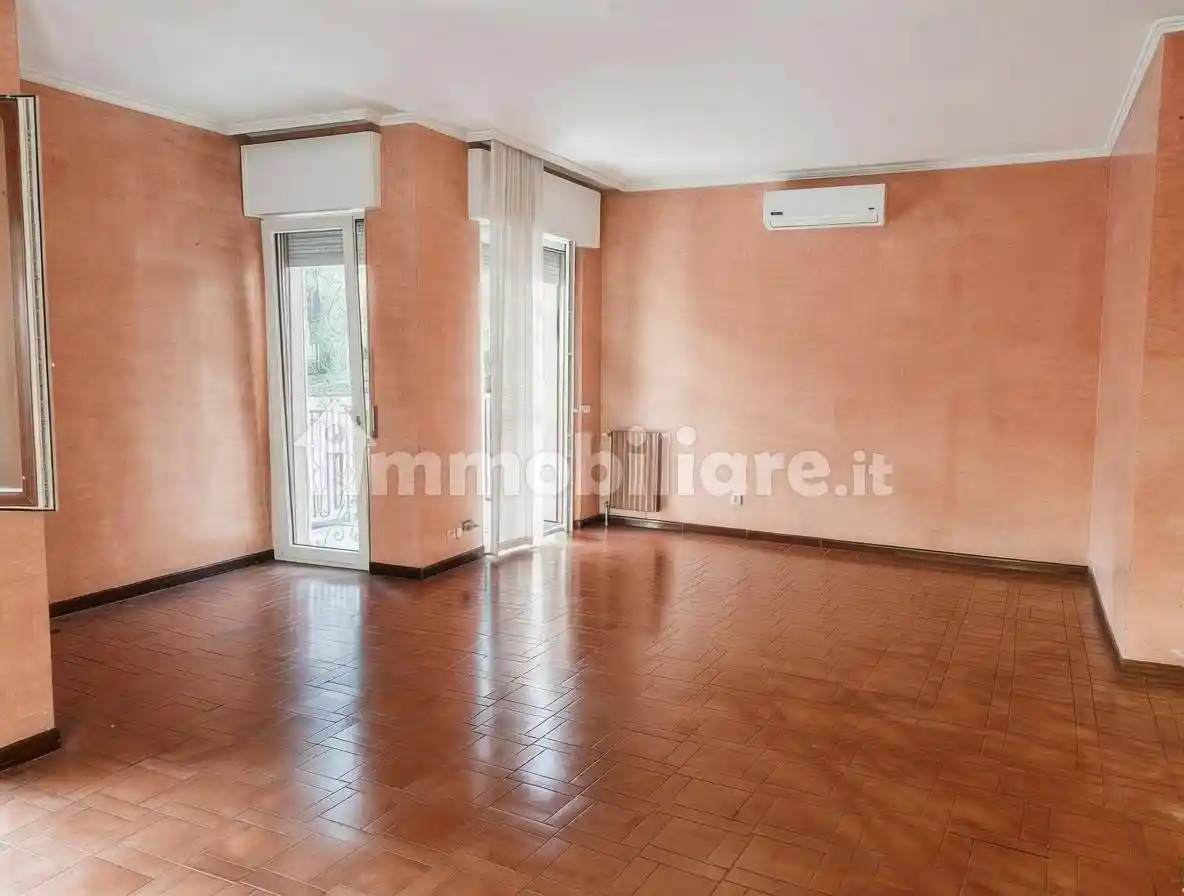Appartamento in vendita a Rho