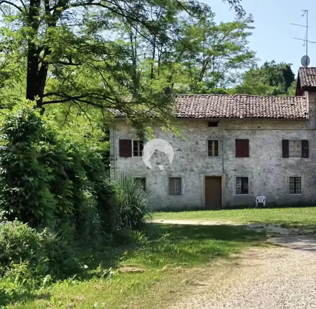 Rustico - Casale in vendita a Castellarano