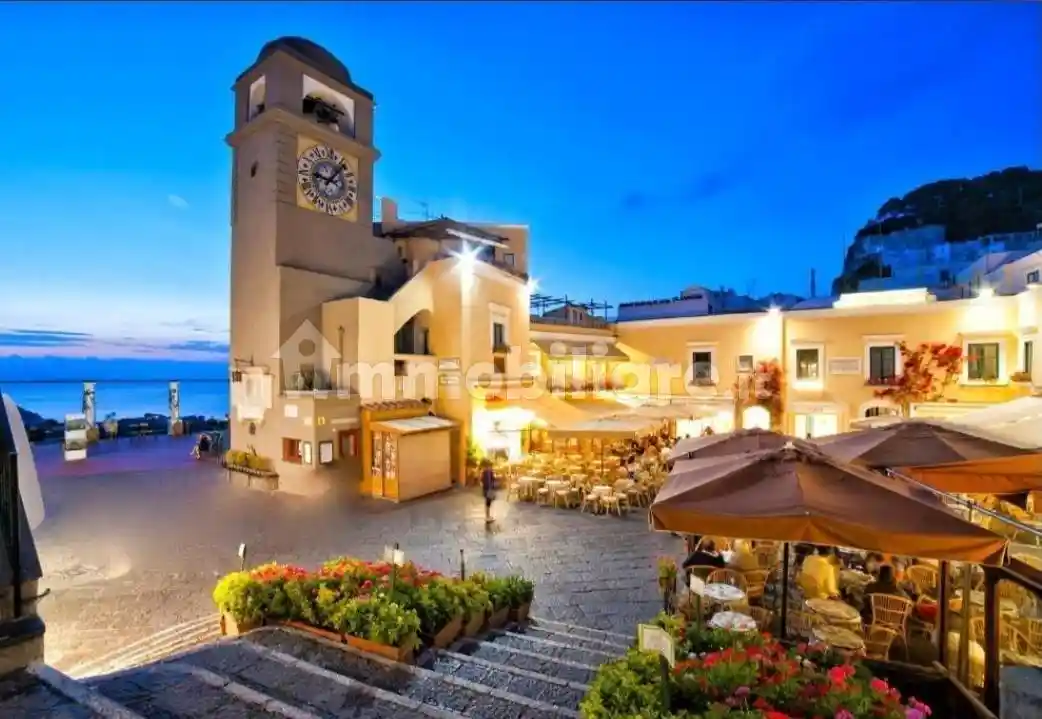 Appartamento in vendita a Capri