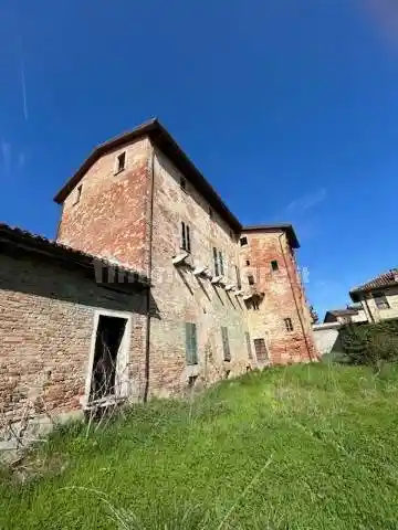 Rustico - Casale in vendita a Altavilla Monferrato