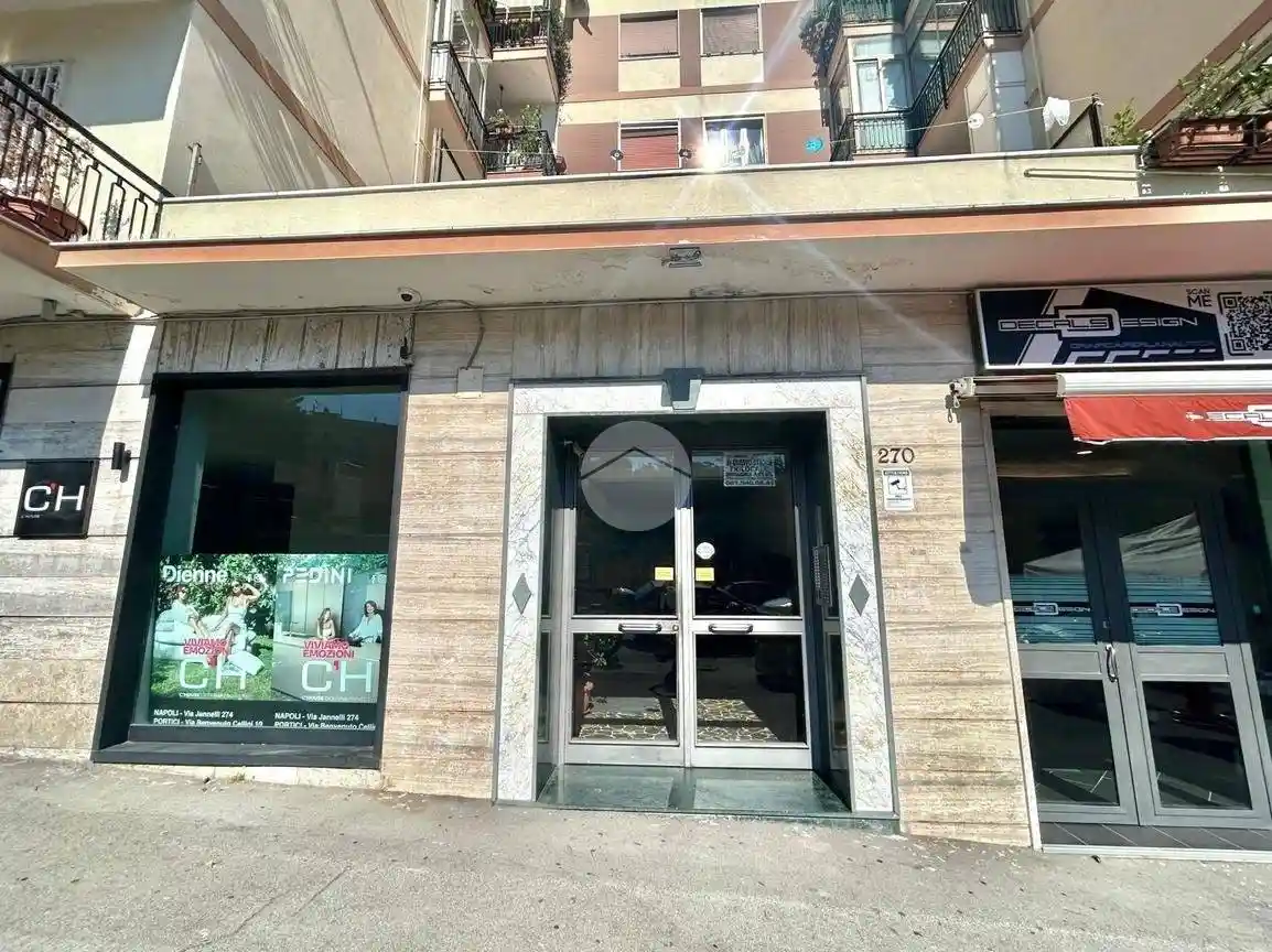 Appartamento in affitto a Napoli