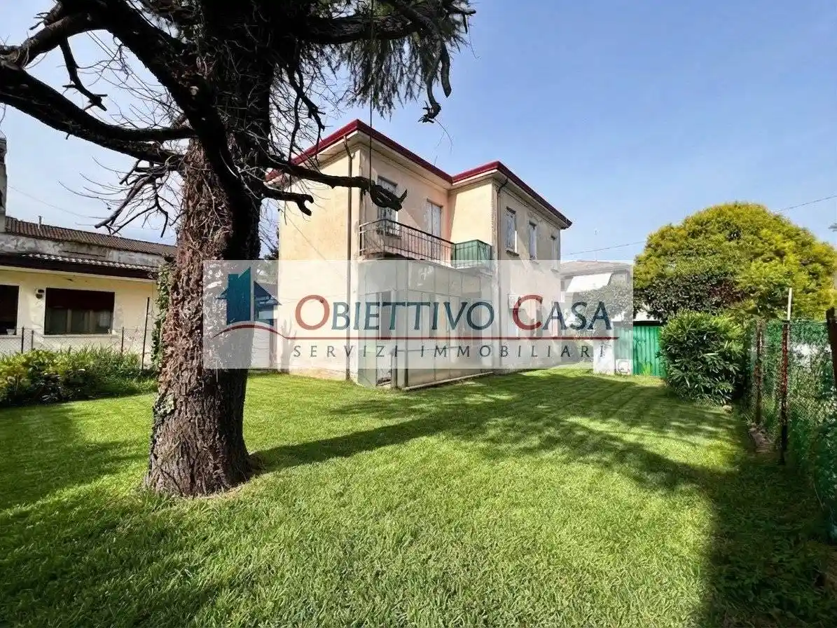 Casa indipendente in vendita a Padova
