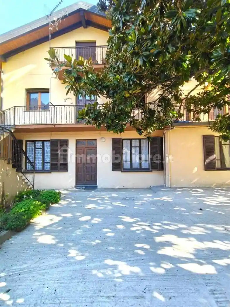 Appartamento in vendita a Verrès