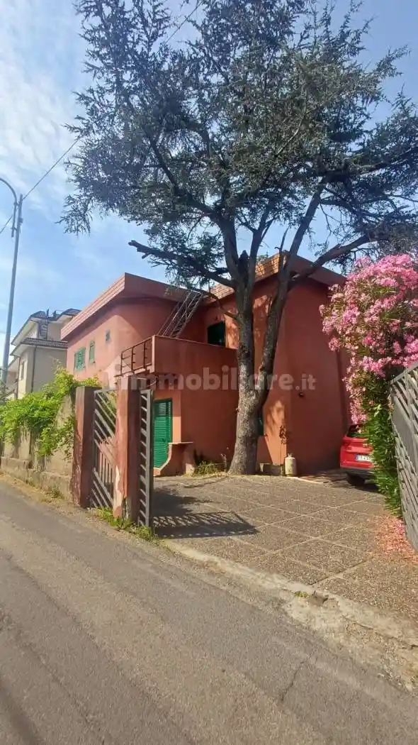 Villa in vendita a Fuscaldo