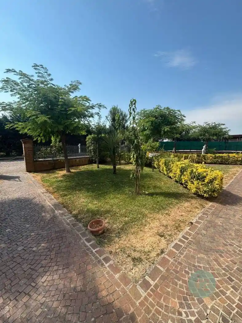 Villa in affitto a Campagnola Emilia