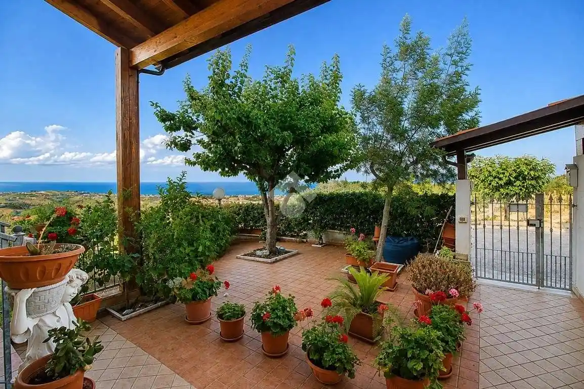Villetta a schiera in vendita a Mosciano Sant'Angelo