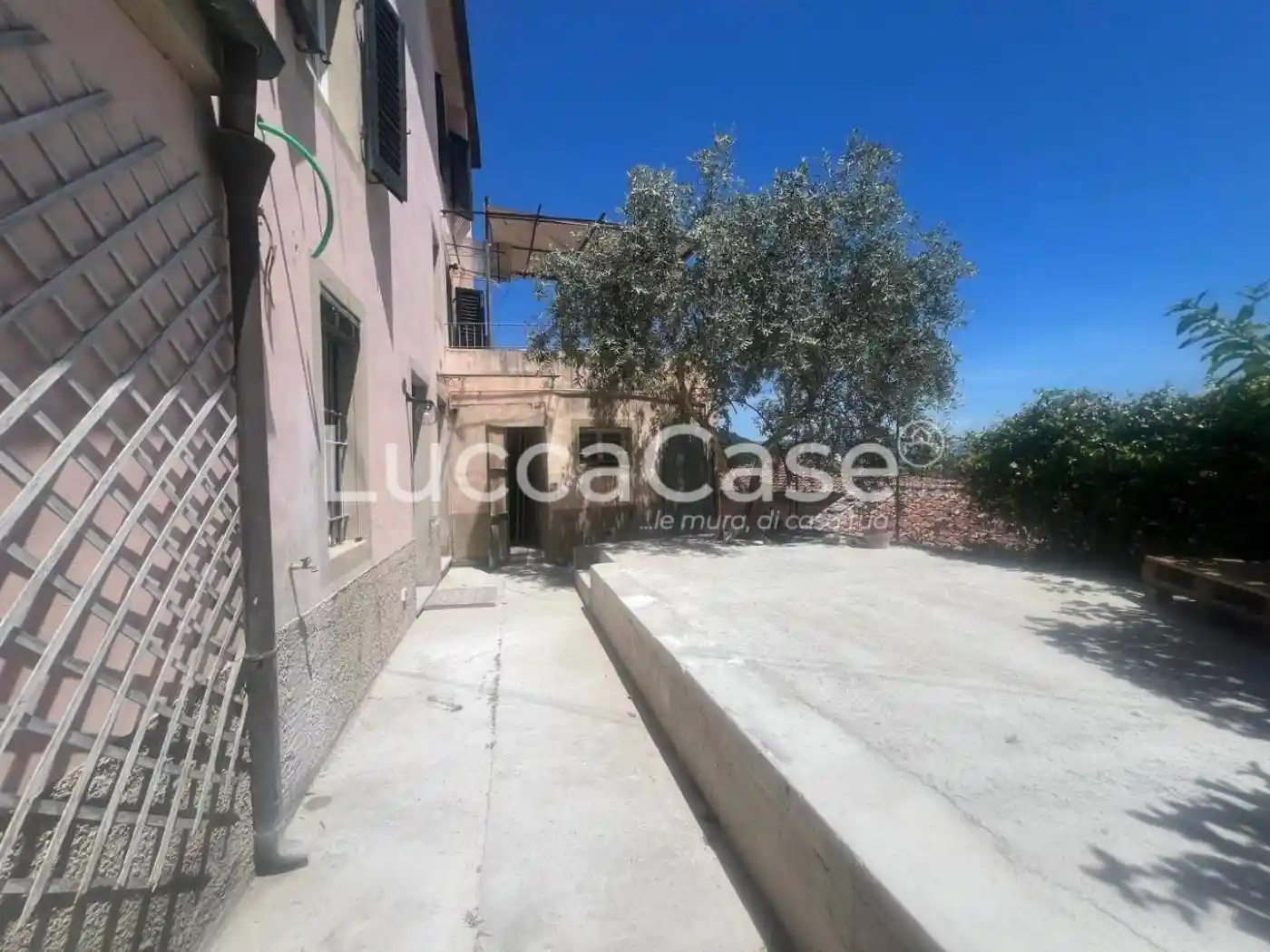 Villetta a schiera in vendita a Lucca