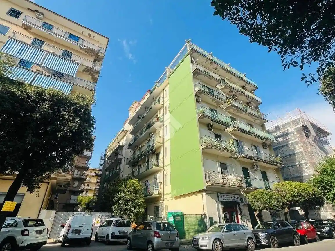 Appartamento in vendita a Salerno
