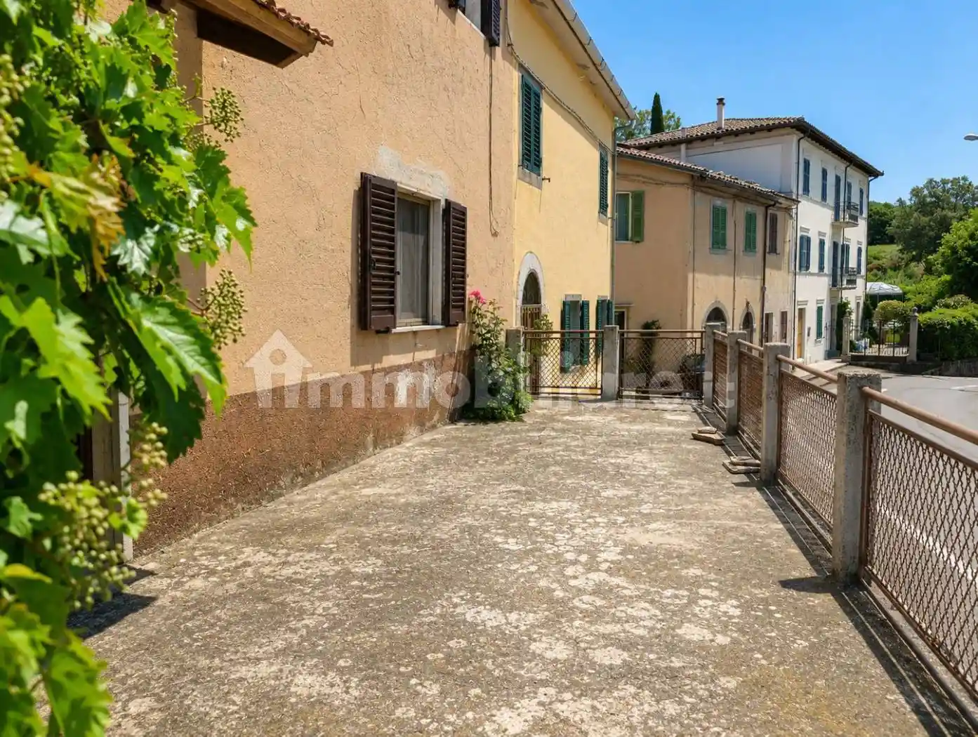 Appartamento in vendita a Castell'Azzara