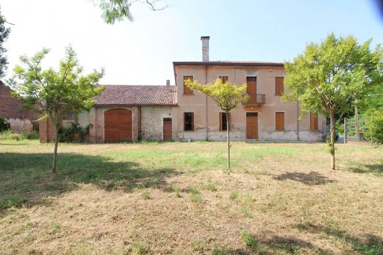 Rustico - Casale in vendita a San Pietro Viminario