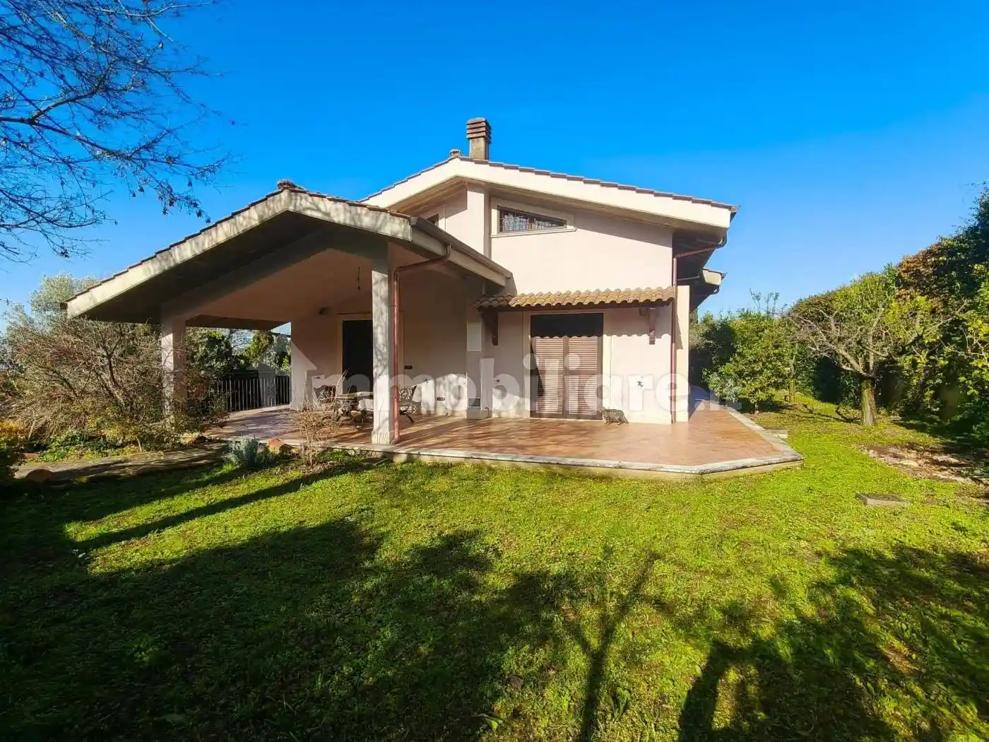 Villa in vendita a Marcellina