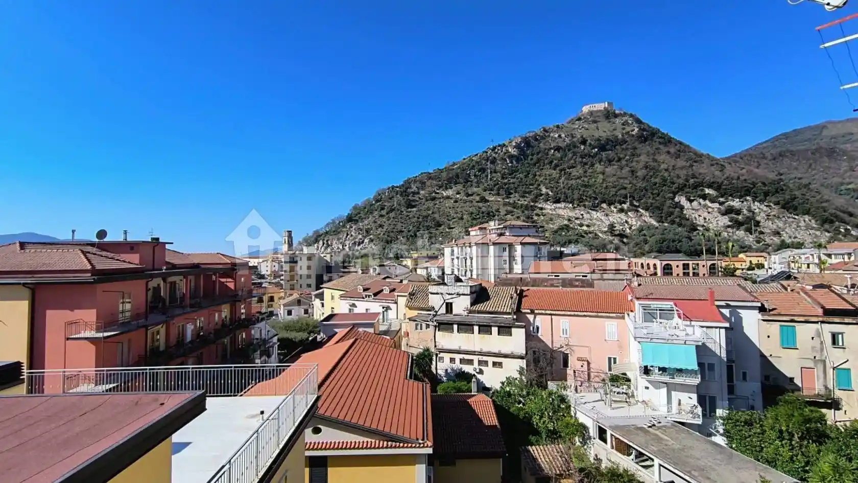 Appartamento in vendita a Giffoni Valle Piana