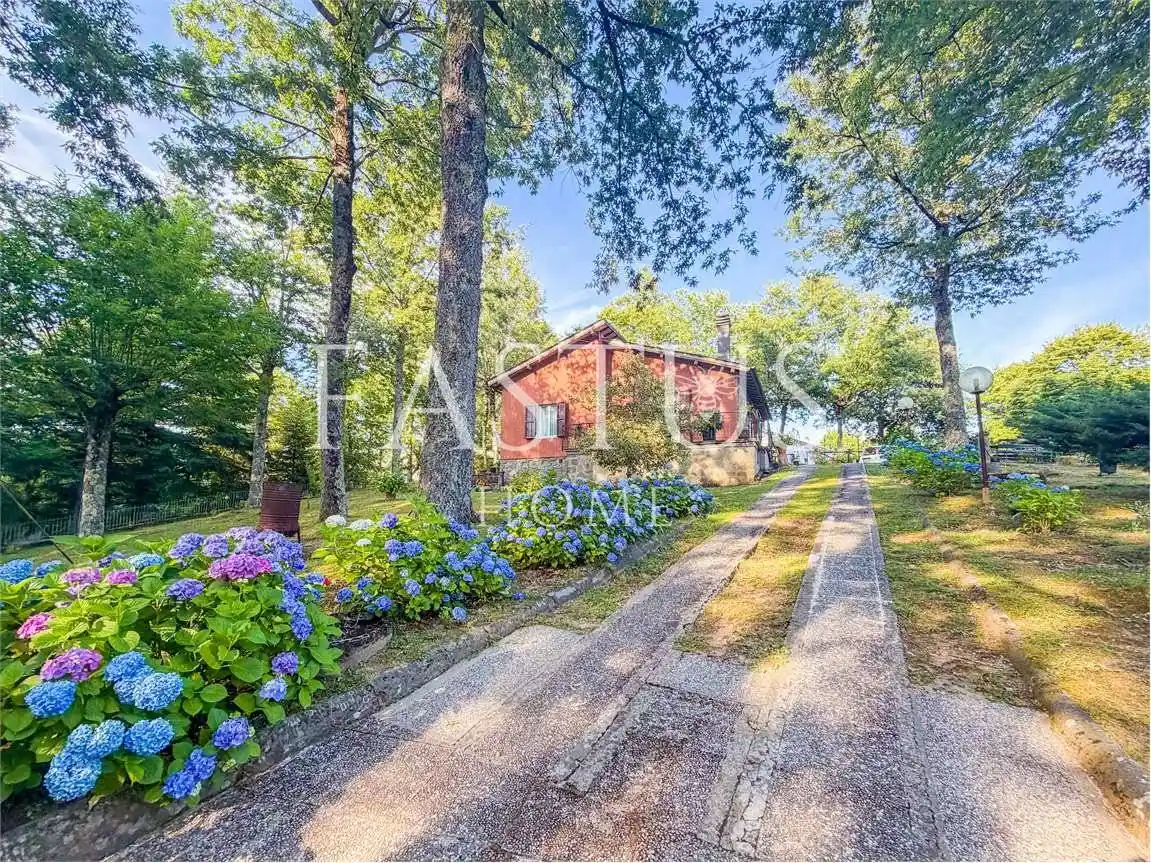 Villa in vendita a Marliana