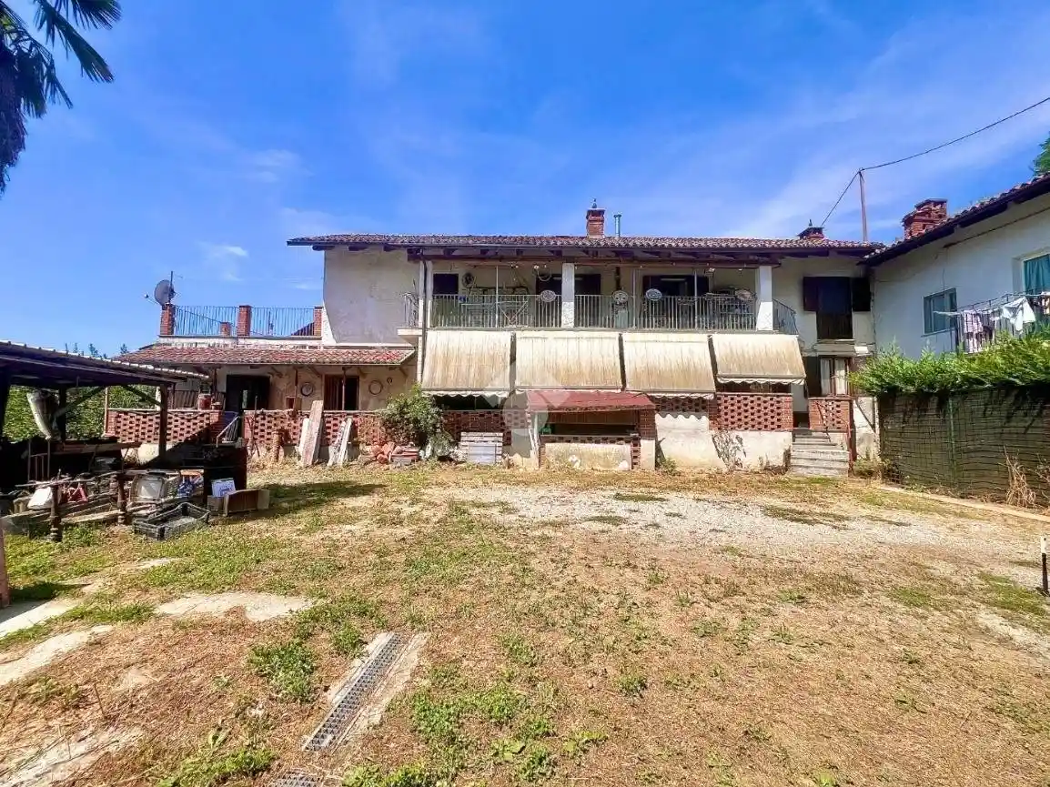 Casa indipendente in vendita a Castelnuovo Don Bosco