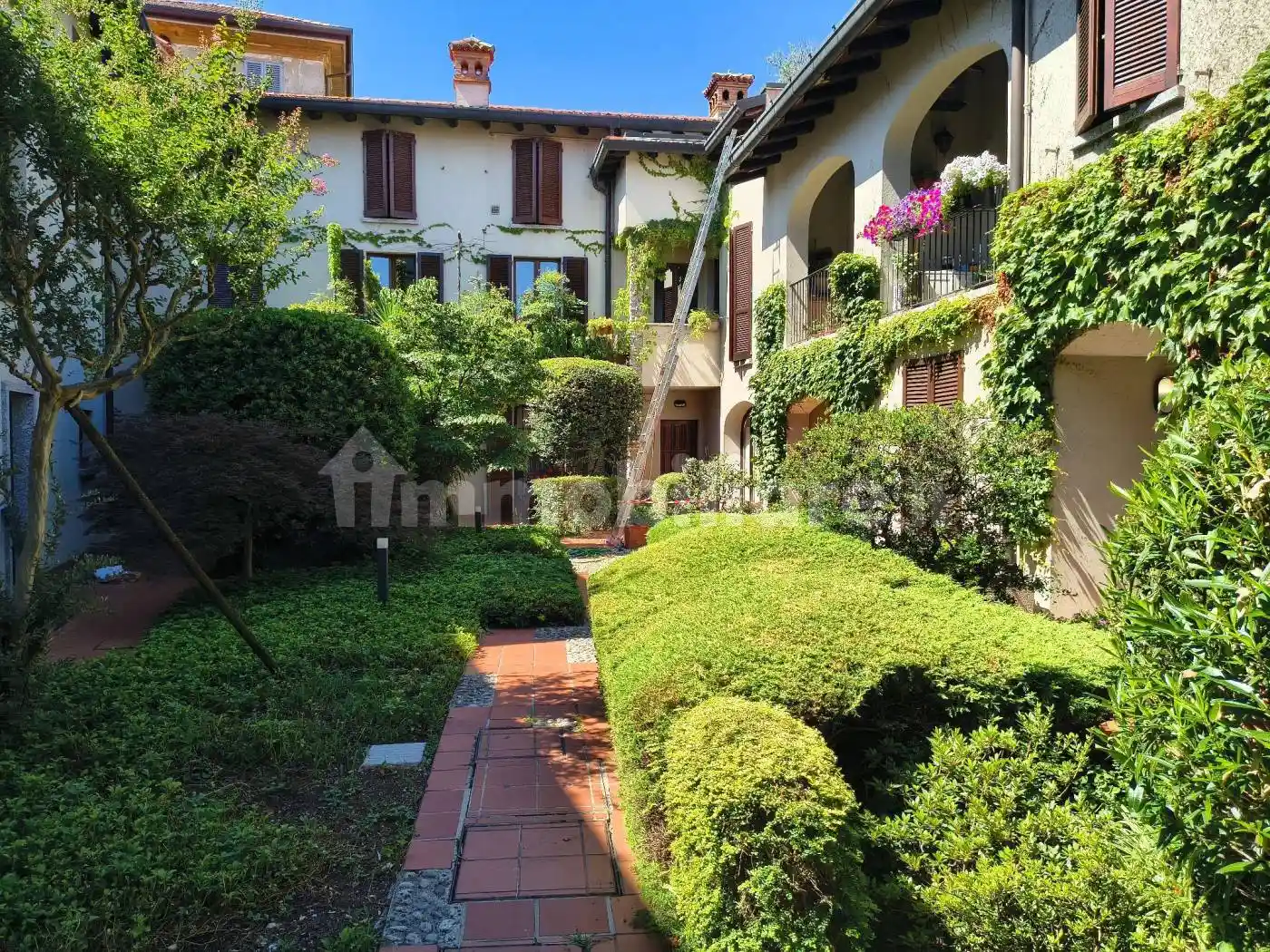 Appartamento in vendita a Lurago d'Erba