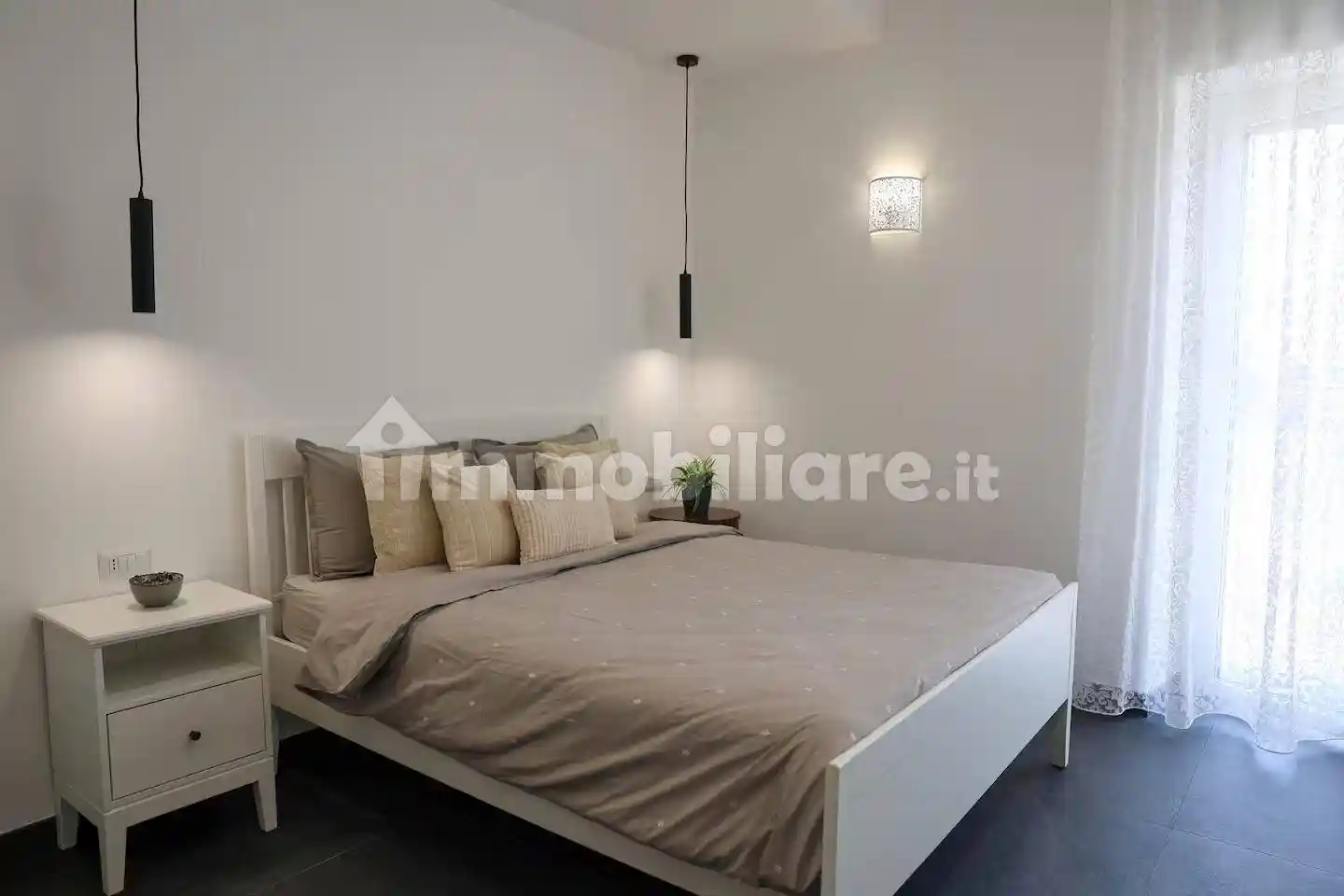 Appartamento in affitto a Napoli