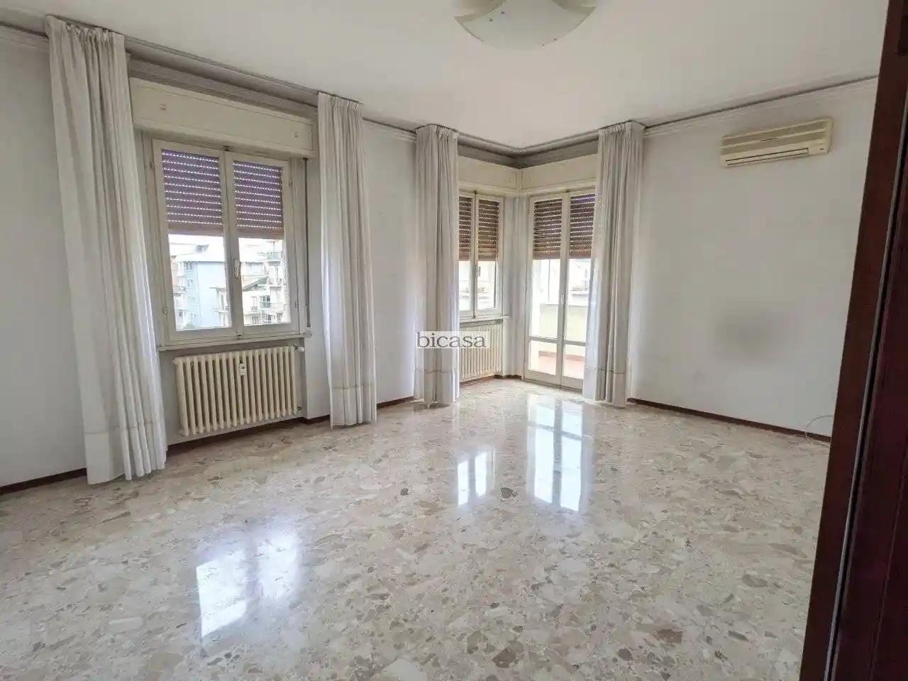 Appartamento in vendita a Pesaro