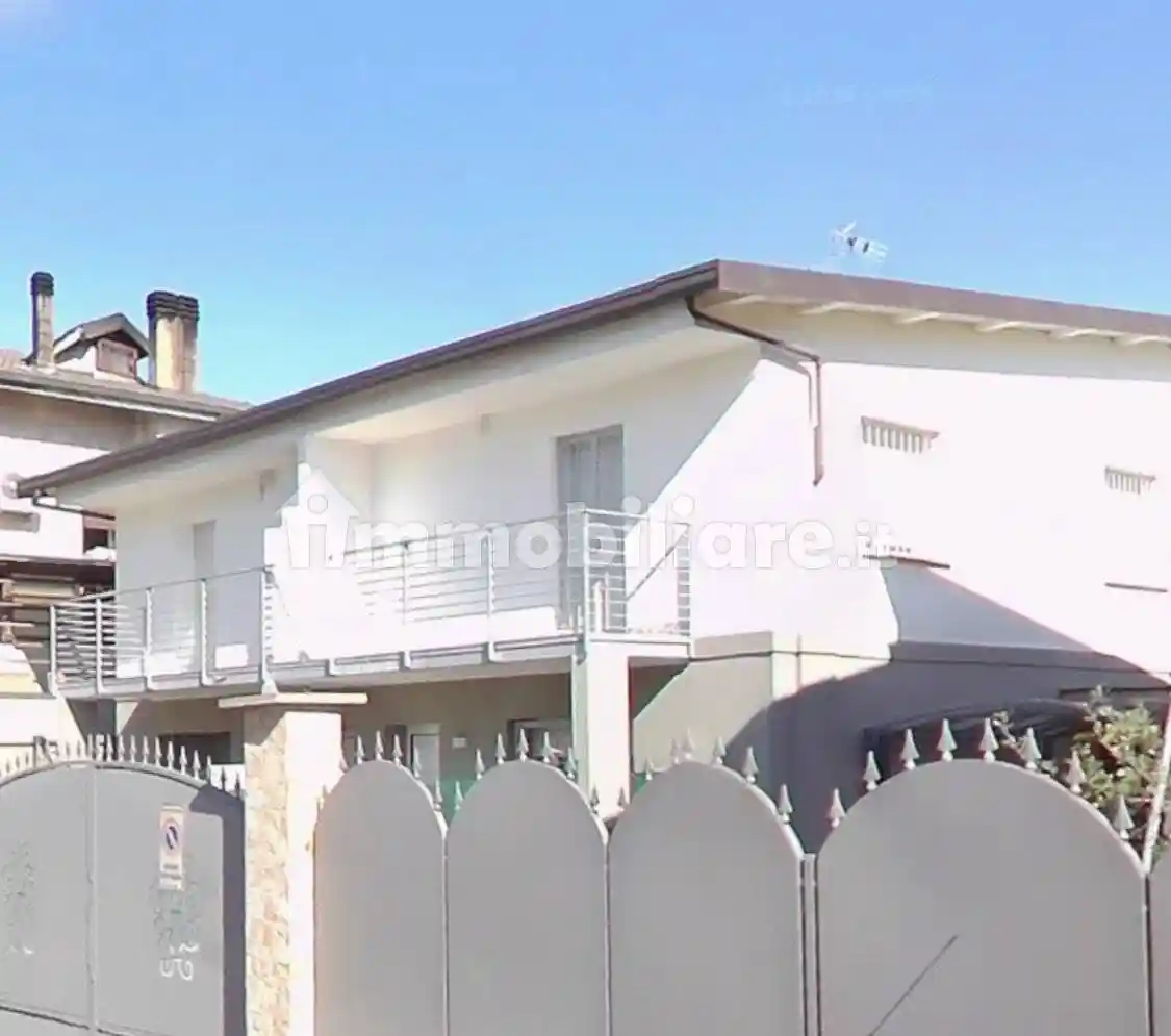 Villa in vendita a Brugherio