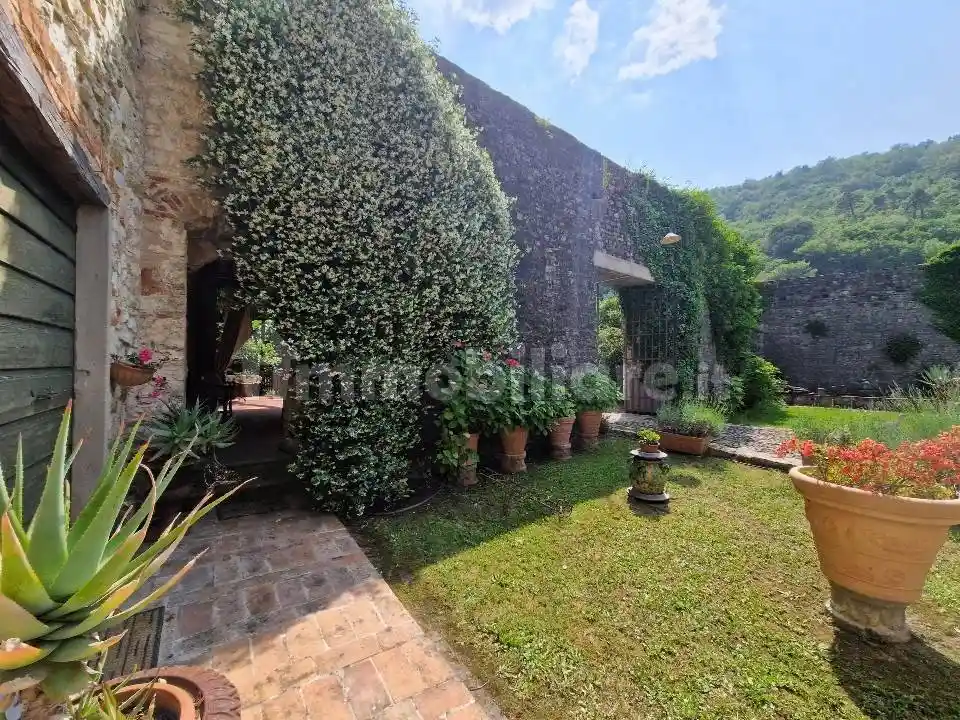 Appartamento in vendita a Fiesole