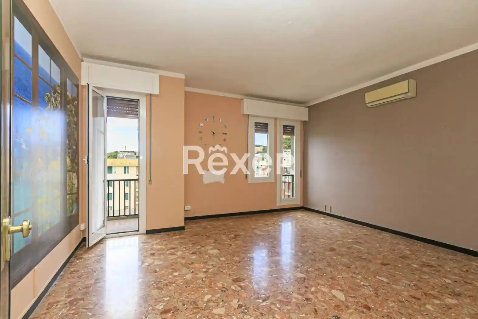 Appartamento in vendita a Genova