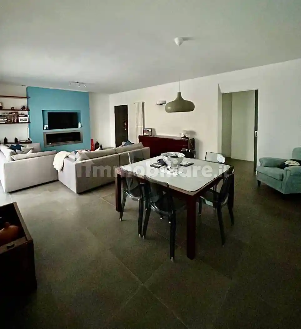 Villa in vendita a Lizzanello