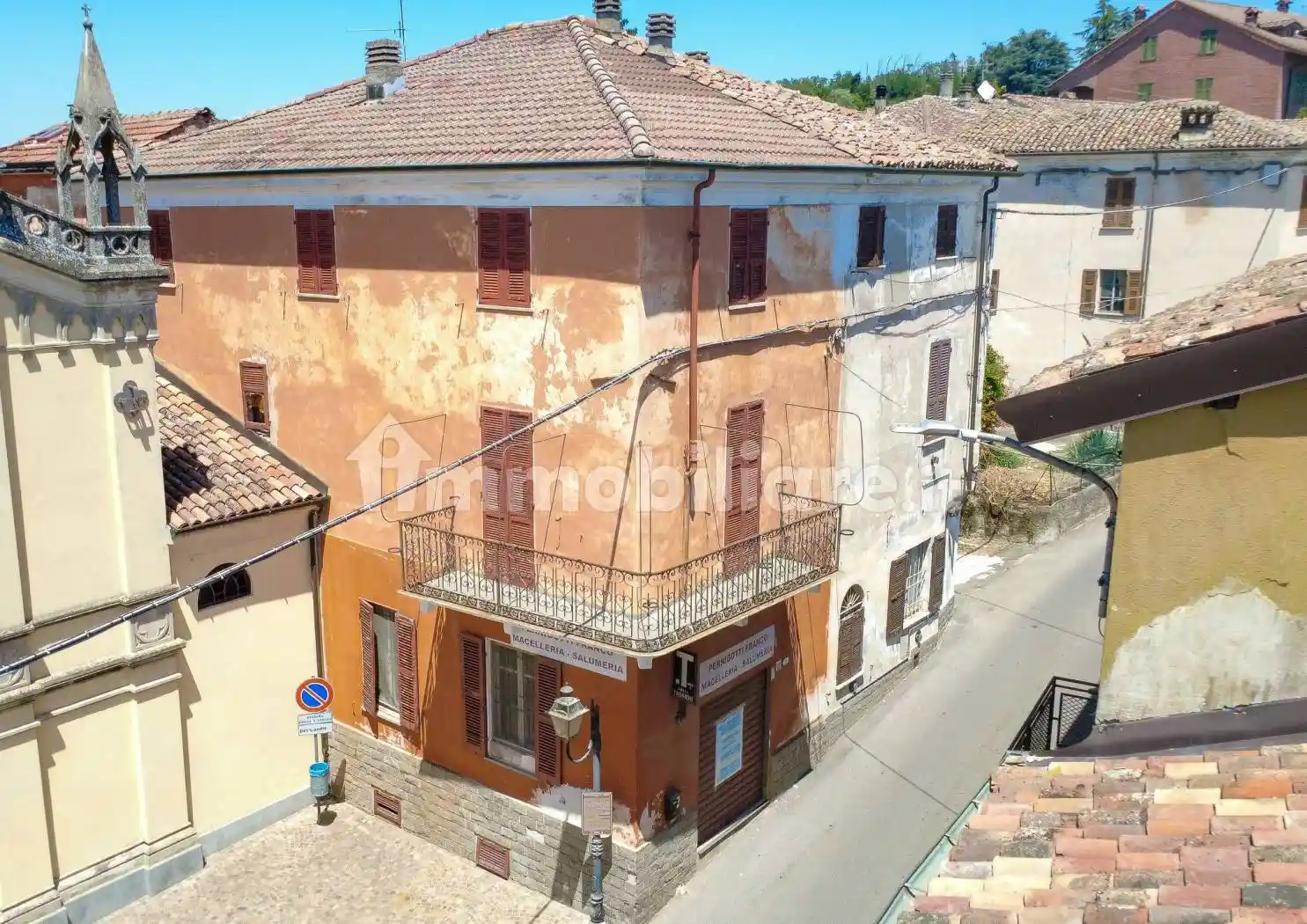 Rustico - Casale in vendita a Carezzano