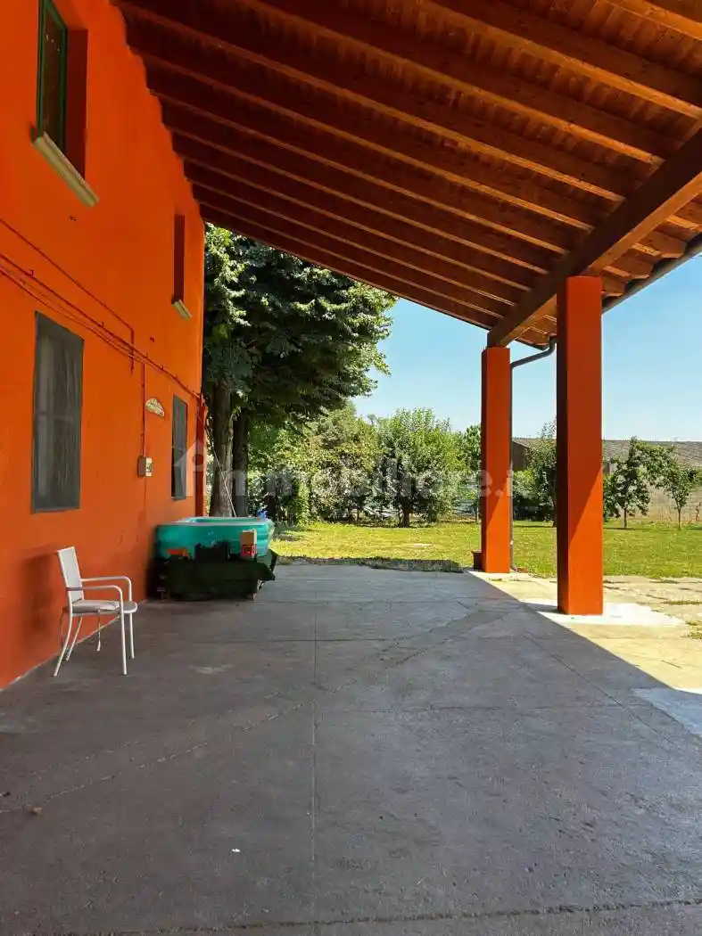 Rustico - Casale in vendita a Quinzano d'Oglio