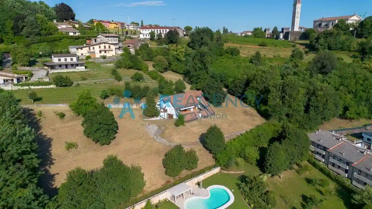 Villa - foto 4