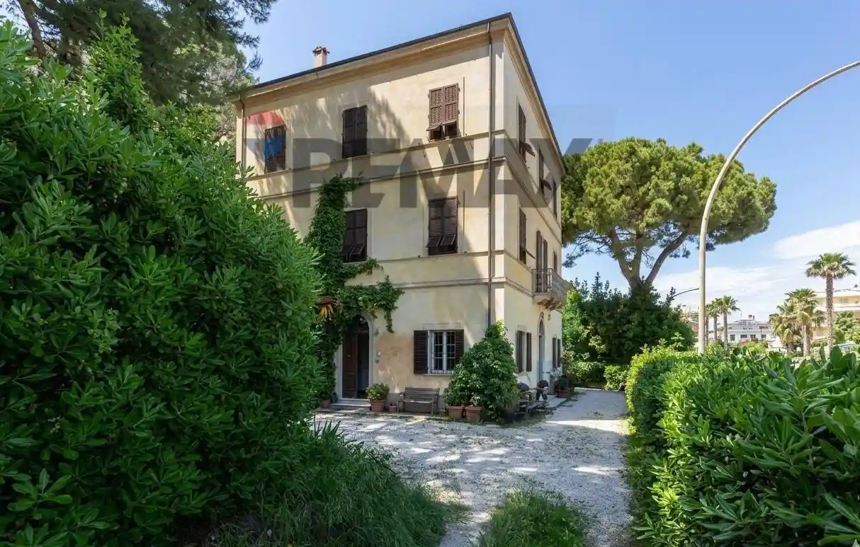 Villa in vendita a Cupra Marittima